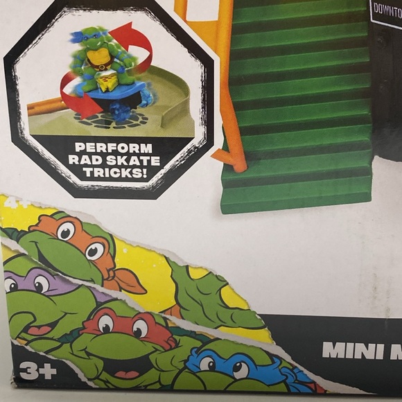 TEENAGE MUTANT NINJA TURTLES MINI MADNESS SKATE PARK - Picture 5 of 16